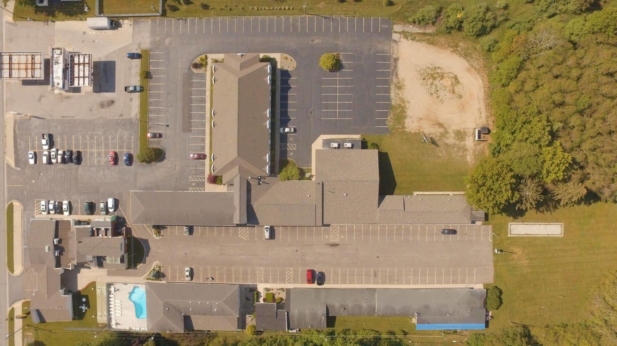 Super 8 By Wyndham Stevensville St Joseph Exterior foto